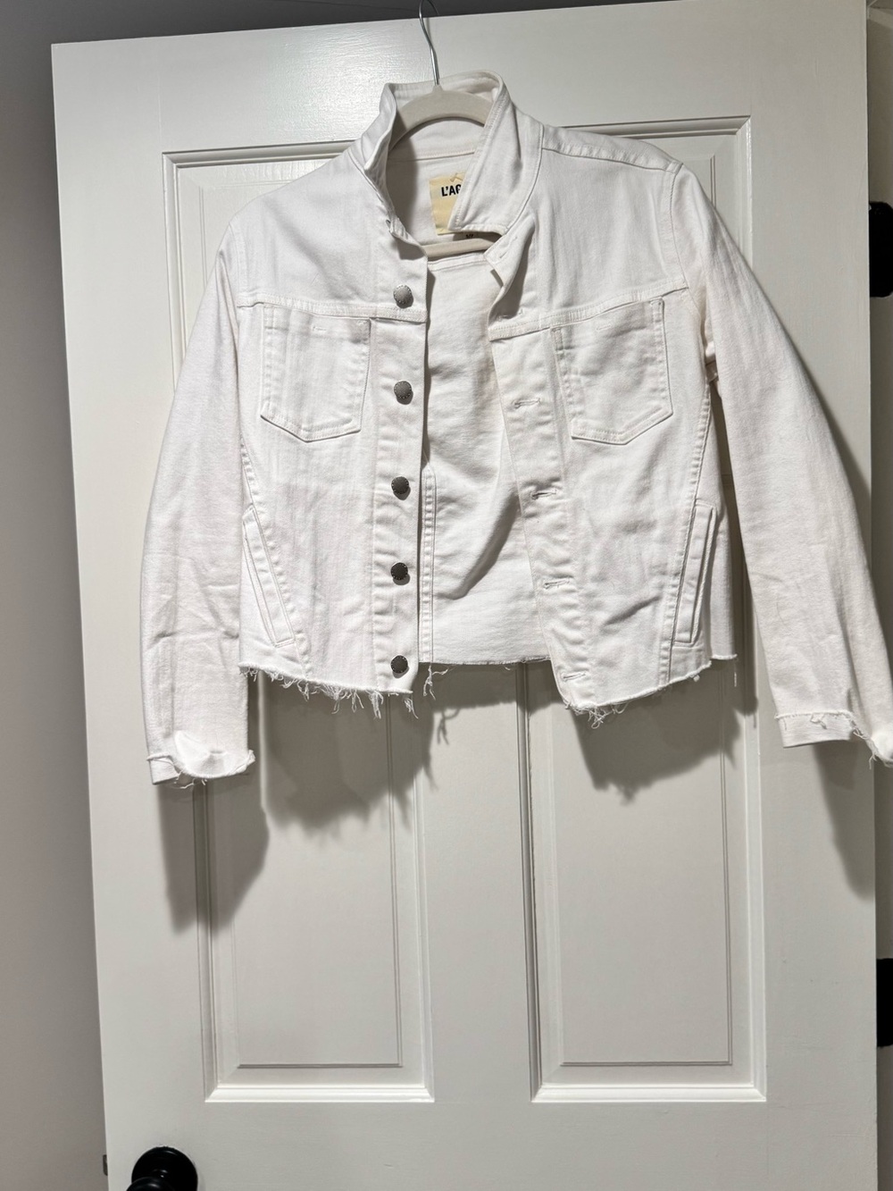 L'AGENCE Off-White Cropped Denim Jacket with Raw Hem